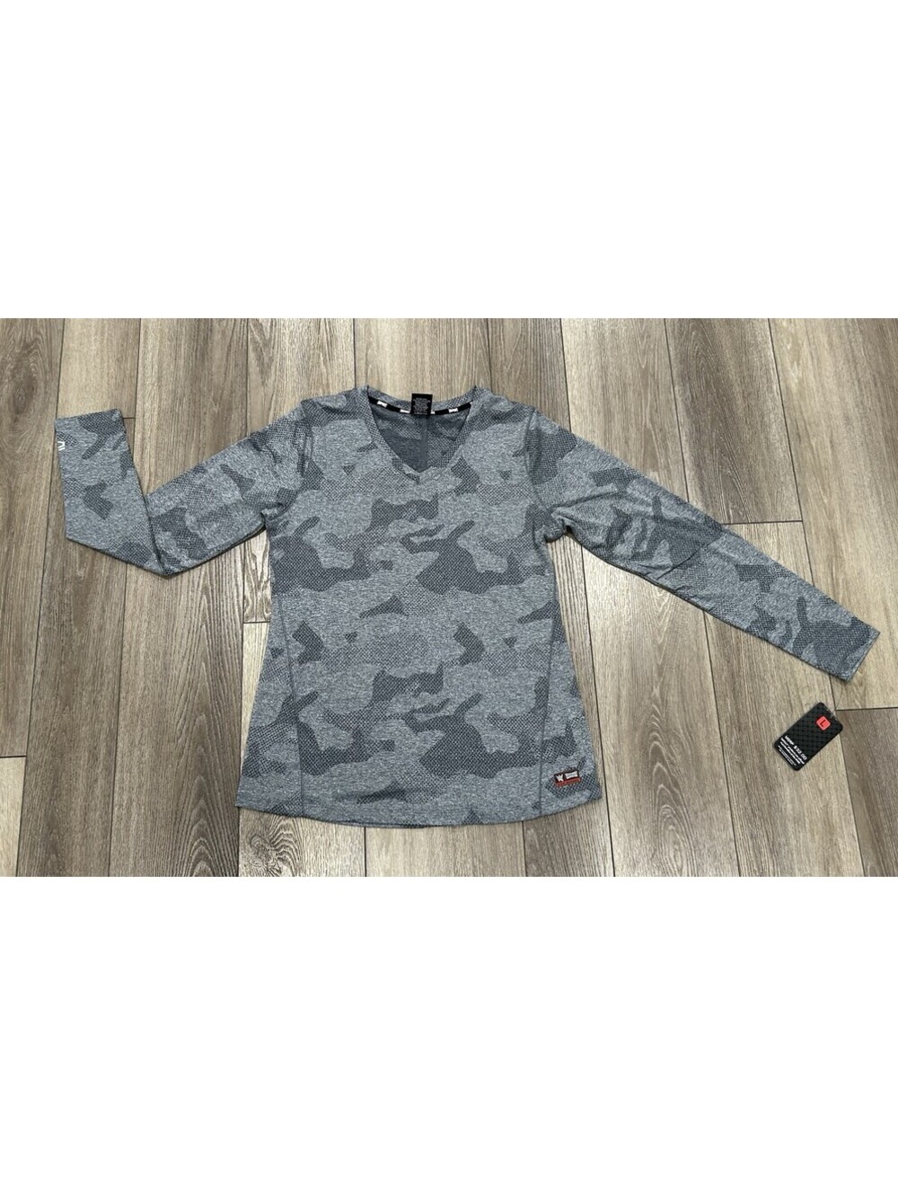 Tapout Shirt Womens Large Black Gray Camo MMA Fighting Y2K NWT